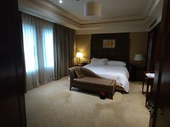 -上海红塔豪华精选酒店