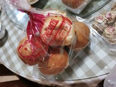 -白玉兰食品(汇联商厦店)