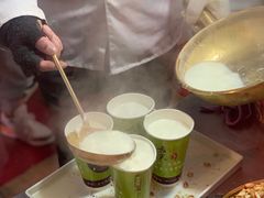 -清真老马家国华牛奶鸡蛋醪糟(正宁路店)