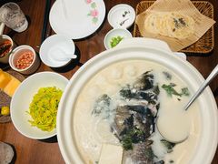 -许爷家·生态湖鲜(徐汇日月光店)