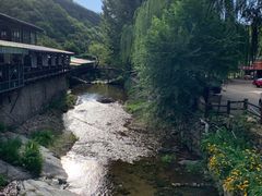 -北京水岸山吧度假村(雁栖镇店)