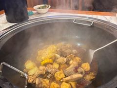 铁锅炖清远鸡-冰城焰会大丰收铁锅炖(萝岗万达金街店)
