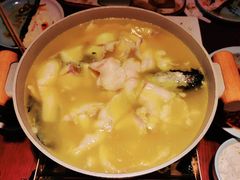 -川人百味·水煮活鱼(赛罕万达店)