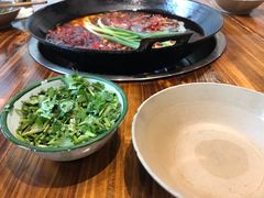 -周幺妹重庆老火锅(银泰城总店)