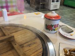 -人民公社铁锅炖·东北菜(卫国道店)
