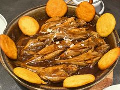 鱼锅饼子-五谷丰登农家院·地道胶东菜·海鲜烧烤(威海店)