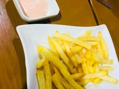 炸薯条-Jonah's Fruit Shake & Snack Bar