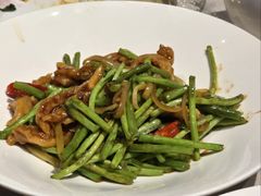 酸瓜芦蒿炒无骨鸭掌-狮王府淮扬菜(夫子庙老门东店)