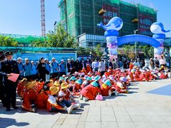 -多彩贵州城极地海洋世界