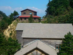索道和小屋-大明山自然探索公园
