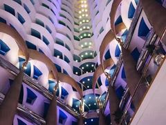 -迪拜帆船酒店海底餐厅