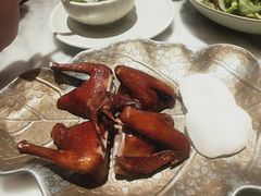 -蝴蝶里·粤菜·点心(龙湖天街&滨江店)