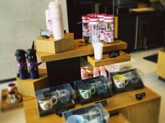 -星巴克(新达汇三林店)