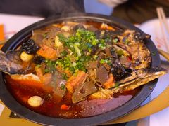 -鸣记脆皮烤鱼·海鲜烤鱼(三八广场店)