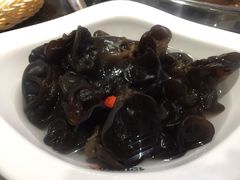 -何鲜菇火锅(大营盘店)