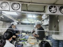 -沪西老弄堂面馆(定西路店)