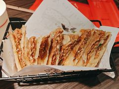 -胖哥俩肉蟹煲(上海悦荟广场店)