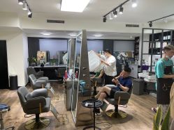 -CE·专业蛋白•羽毛接发·潮色烫染品牌店