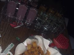 -Helens海伦司小酒馆(津湾广场店)