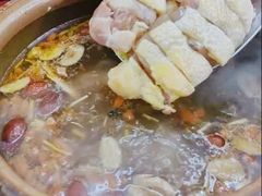 -威邵鸡煲(西华路总店)