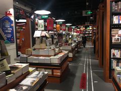 店内环境-SISYPHE BOOKS西西弗书店(龙湖滨江天街店)