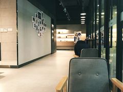 -瑞幸咖啡(巴黎春天陕西路店)
