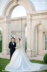 -青禾蒙娜丽莎婚纱摄影(武汉总店)