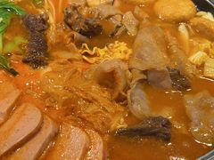 -运气牛自助酱大骨火锅(南京东路店)