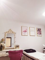 -美肤盾祛痘·问题肌头疗管理中心