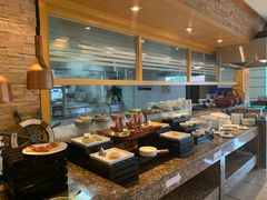 自助取餐区-厦门悦华酒店·绿庭主题自助餐厅