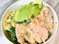 牛油果烧鸡沙拉-农畉LONFOOD(福田星河COCOPark店)