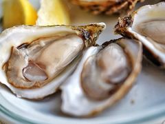 新西兰生蚝-广州花园酒店·凌璇阁旋转餐厅CAROUSEL360