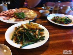 -鹤乡东北菜(崮山路店)