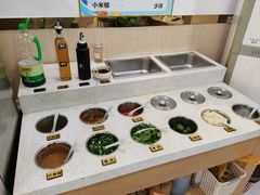 -老何家后安粉·糟粕醋海鲜火锅(三亚湾椰梦长廊店)