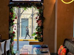 -LES ELITES 英集荟(南京西路店)