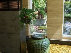 大厅5潺潺流水的源头-杭州西湖艺联君亭酒店(黄龙体育中心地铁口店)