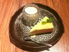 -玛格萝妮(汇智国际商业中心店)