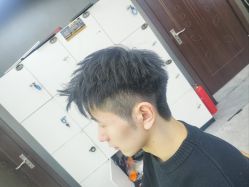 -藤野造型烫发染发