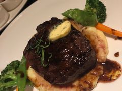 -WOLFGANG PUCK KITCHEN & BAR(迪士尼小镇店)