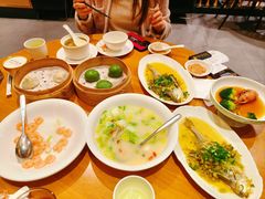 -乐忻皇朝(上海中心大厦店)