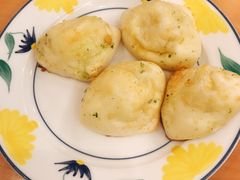 葱香面包-萨莉亚意式餐厅(新洲家乐福店)