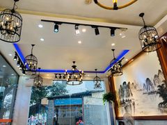 -梁姐啤酒鱼(兴坪古镇店)