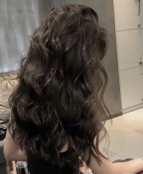 -苑苑发型设计