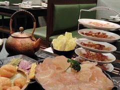 -得意咚瓜·顺德鱼生·冬瓜火锅(深圳首店)