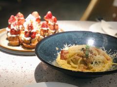草莓忌廉华夫饼-BE BRIGHT KITCHEN(正佳广场店)