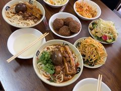 -任记七中刀削面(总店)