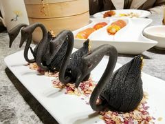 黑天鹅榴莲酥-悦秀·高级粤菜