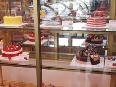 面包甜点陈列柜-巴黎贝甜(五道口店)