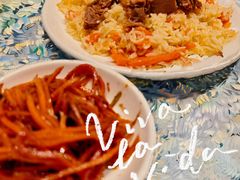 -巴扎美食·新疆菜·西域歌舞表演餐厅(新疆大厦店)