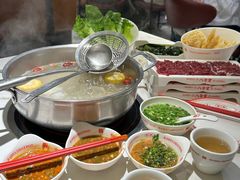 -八合里牛肉火锅(上海世茂广场店)